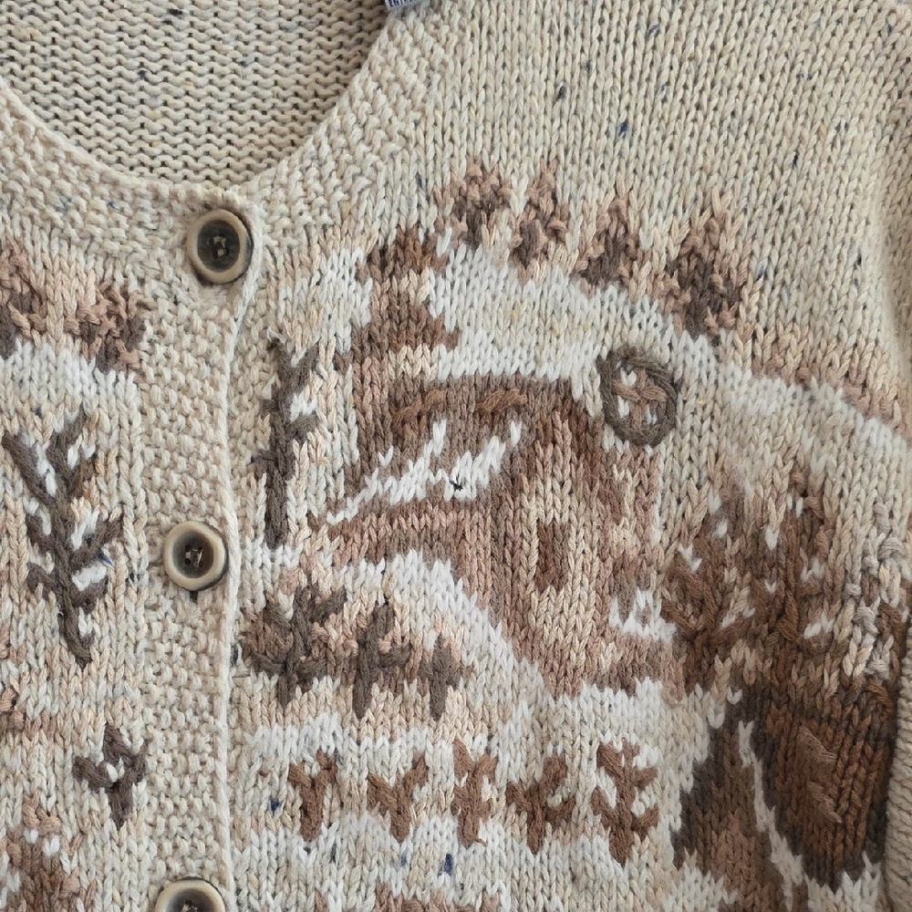 Norther Isles Hand Knitted Cozy Holiday Cardigan with Village Scene Sz M - Picture 9 of 15